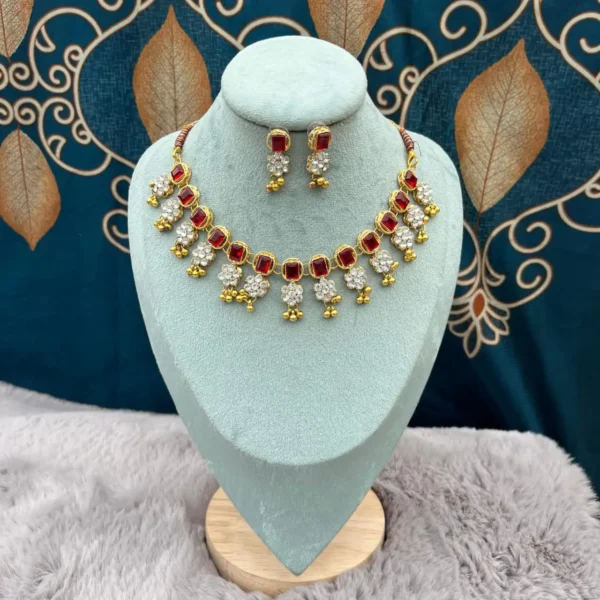 মেরুন / গাঢ় লাল কালার
