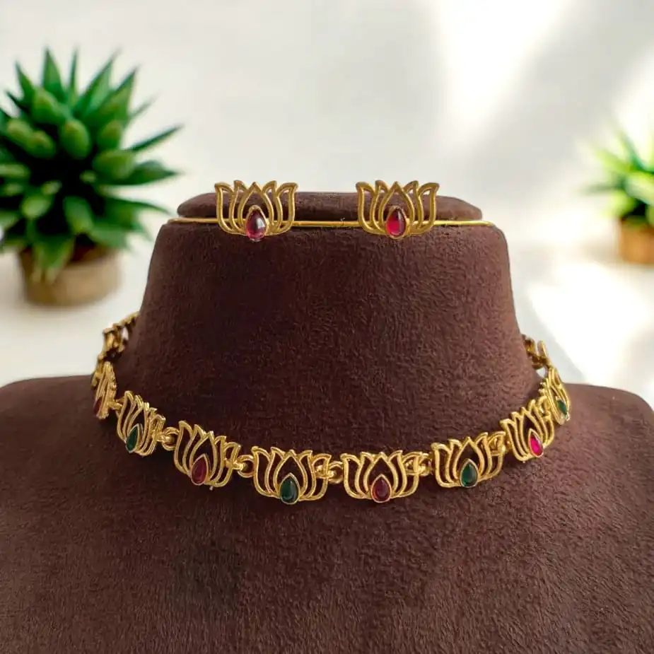 লোটাস ডিজাইন সেট